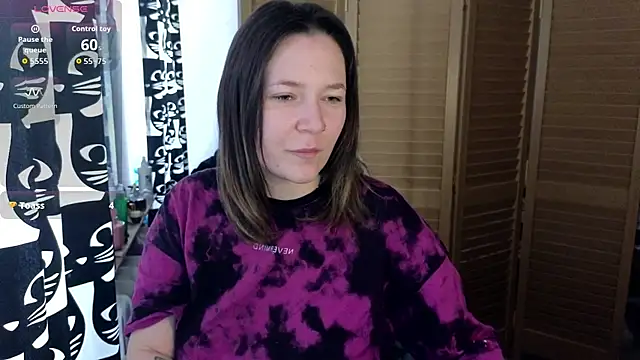 Snapshot of Ozalin_ chatting on July 14, 2026, 10:32 am Ozalin online show from July 14, 2026, 10:32 am