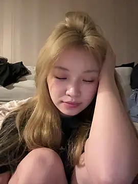 Rabbit-15 online show from May 18, 2026, 1:06 pm