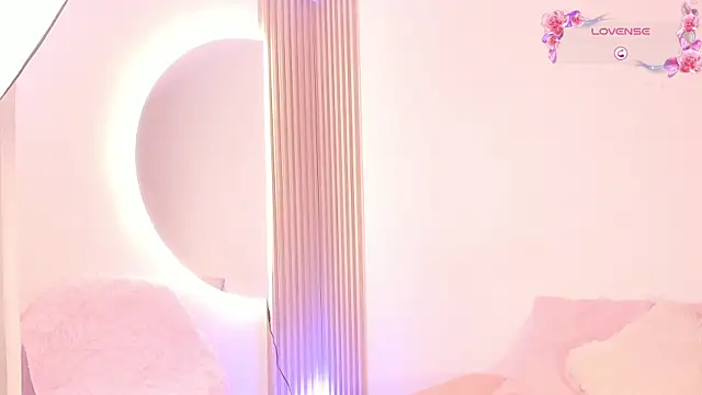 Chinese goddess  online show from May 7, 2026, 10:42 am