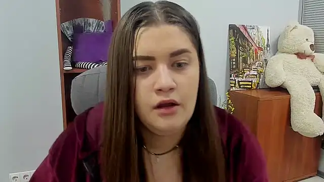 Snapshot of Maddinia chatting on February 20, 2026, 8:16 am Maddinia online show from February 20, 2026, 8:16 am