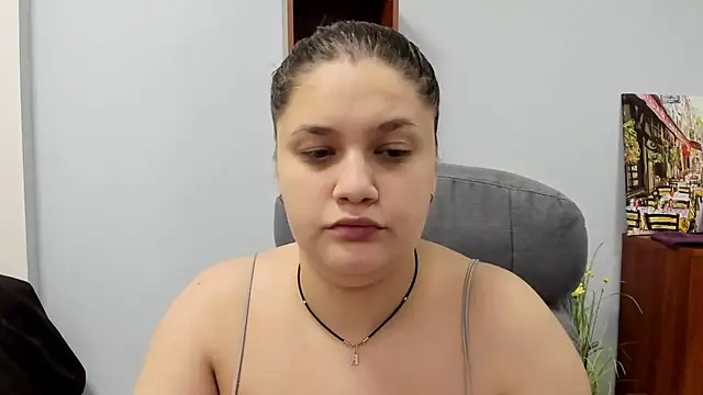 Snapshot of Maddinia chatting on February 24, 2026, 8:34 am Maddinia online show from February 24, 2026, 8:34 am