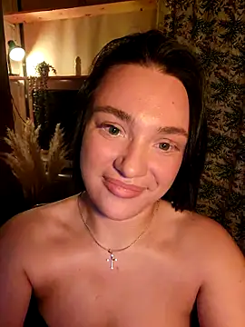 Snapshot of HotDevilGirl_ chatting on February 5, 2026, 4:00 pm HotDevilGirl online show from February 5, 2026, 4:00 pm