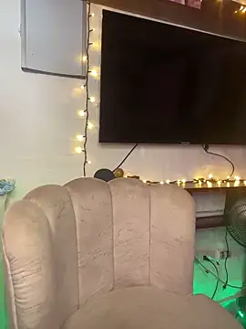 Snapshot of Natasha-Naughty- chatting on March 2, 2026, 7:54 pm Natasha-Naughty- online show from March 2, 2026, 7:54 pm