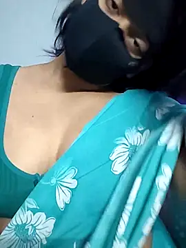 70upqm online show from May 29, 2026, 7:34 pm