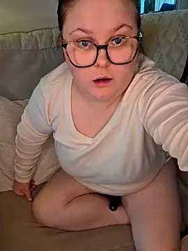 Snapshot of Tallulah-Rose-xoxo chatting on February 7, 2026, 1:26 pm Tallulah-Rose-xoxo online show from February 7, 2026, 1:26 pm