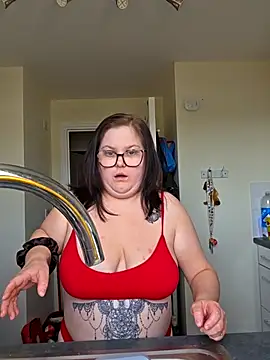 Snapshot of Tallulah-Rose-xoxo chatting on February 25, 2026, 1:10 pm Tallulah-Rose-xoxo online show from February 25, 2026, 1:10 pm