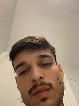 Snapshot of ruffvip chatting on February 14, 2026, 12:13 pm ruffvip online show from February 14, 2026, 12:13 pm