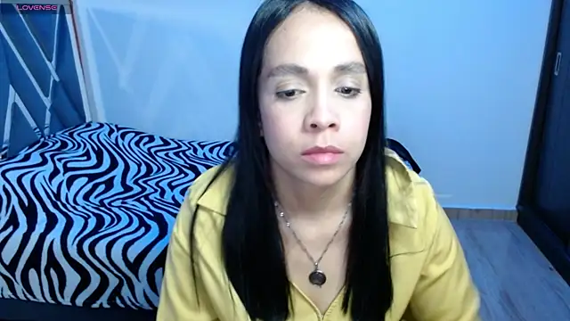 paula lopez   online show from May 21, 2026, 11:01 pm