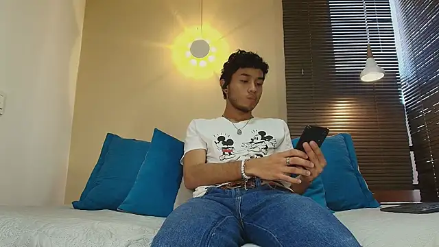 Damon Salvarote S online show from March 20, 2026, 6:57 pm