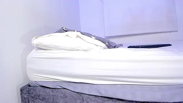  FuckingYoungs  online show from March 16, 2026, 2:06 am