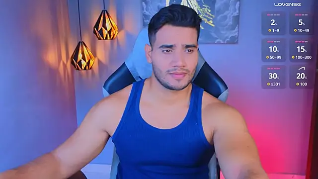 Snapshot of AndresRodriguez1 chatting on May 11, 2026, 1:28 pm AndresRodriguez1 online show from May 11, 2026, 1:28 pm