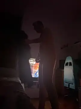 io1Elian online show from April 8, 2026, 4:34 am