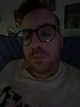 Snapshot of io1Elian chatting on May 13, 2026, 2:25 pm io1Elian online show from May 13, 2026, 2:25 pm