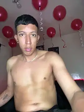 Sebastian Villamarin online show from February 13, 2026, 4:41 am