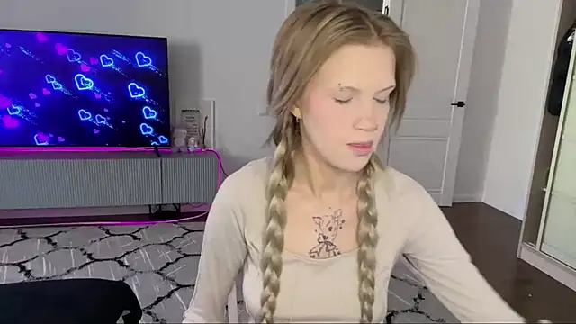 Snapshot of DannSago chatting on February 11, 2026, 11:04 am DannSago online show from February 11, 2026, 11:04 am