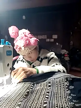 cana4455 online show from February 11, 2026, 1:32 am