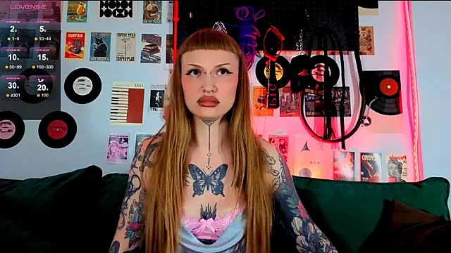 Snapshot of SugarSoot chatting on June 25, 2026, 5:34 am SugarSoot online show from June 25, 2026, 5:34 am