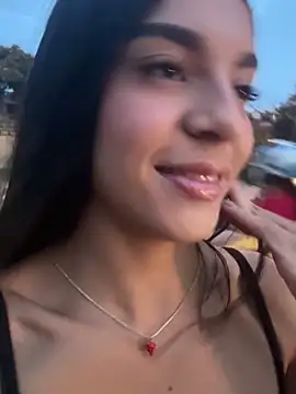 NaniBlossomX online show from April 10, 2026, 11:20 pm