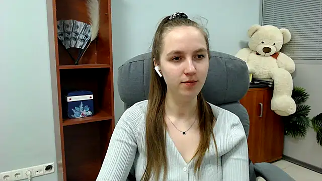 Nessi-Morris online show from February 9, 2026, 8:18 am