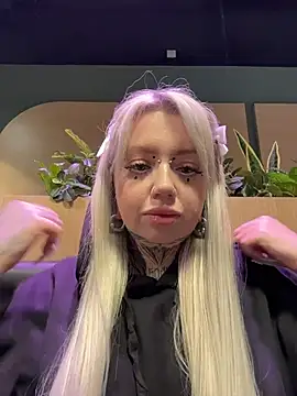 Chiibi online show from February 8, 2026, 10:07 am