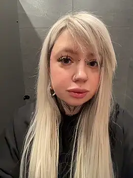 Chiibi online show from February 13, 2026, 9:38 am