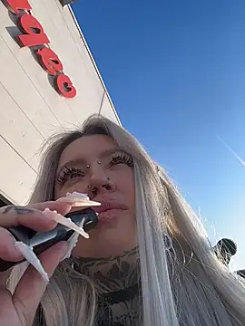 Chiibi online show from February 18, 2026, 9:27 am