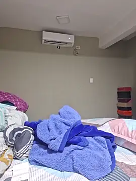 Grecia00x online show from April 17, 2026, 12:46 am