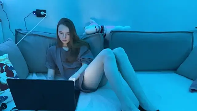 Snapshot of lunli0 chatting on March 2, 2026, 1:51 pm lunli0 online show from March 2, 2026, 1:51 pm