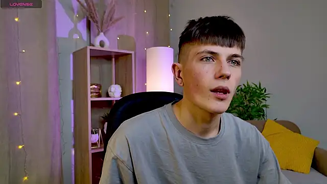 Snapshot of Rony_Joy chatting on February 8, 2026, 7:39 pm Rony Joy online show from February 8, 2026, 7:39 pm