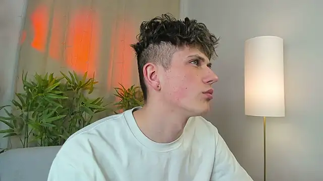 Rony Joy online show from April 21, 2026, 8:23 pm