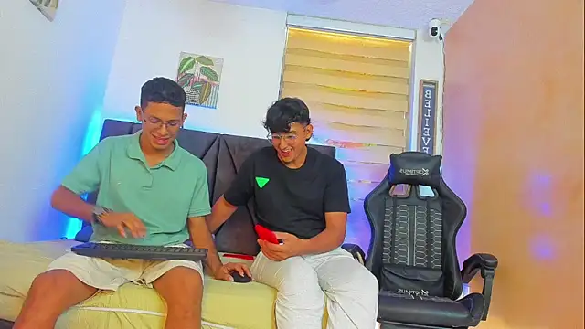 Snapshot of StellayDrake chatting on March 2, 2026, 1:40 pm StellayDrake online show from March 2, 2026, 1:40 pm