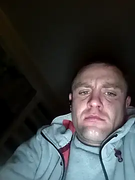 suqooo online show from April 3, 2026, 3:37 am