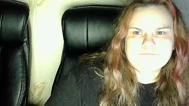 Snapshot of DollyGersoon chatting on February 5, 2026, 7:51 pm DollyGersoon online show from February 5, 2026, 7:51 pm