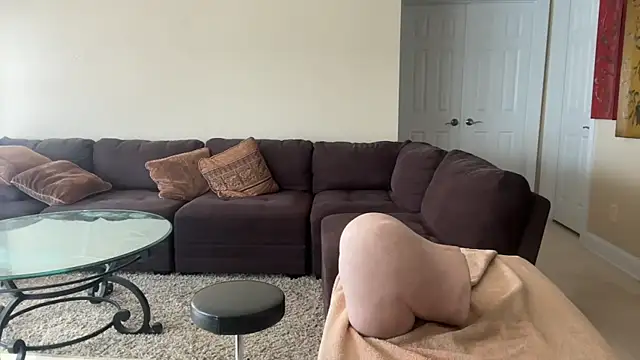 Snapshot of Grammer100 chatting on March 28, 2026, 4:17 pm Grammer100 online show from March 28, 2026, 4:17 pm