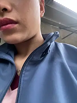 Snapshot of Myimy chatting on February 12, 2026, 10:32 am Myimy online show from February 12, 2026, 10:32 am