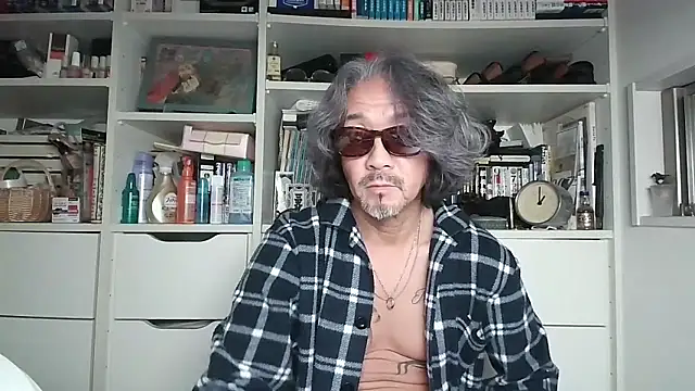 Snapshot of MtaS1 chatting on April 3, 2026, 3:54 pm MtaS1 online show from April 3, 2026, 3:54 pm