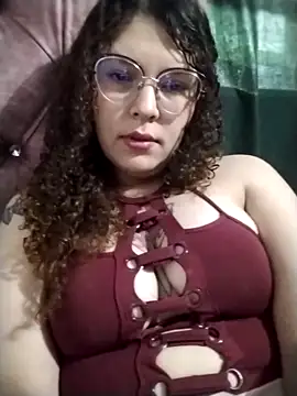 Ambrcrazzy6 online show from May 7, 2026, 9:20 pm