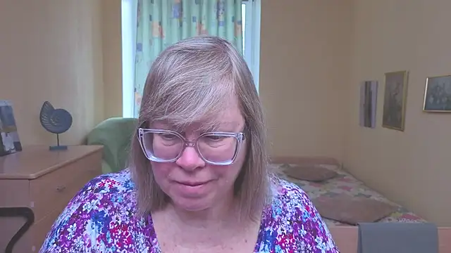 Emma Eclipsee online show from February 13, 2026, 8:54 am