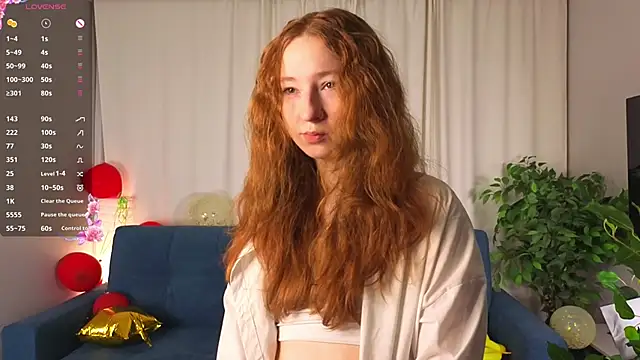 Snapshot of MaraButtrey chatting on February 16, 2026, 1:13 am MaraButtrey online show from February 16, 2026, 1:13 am