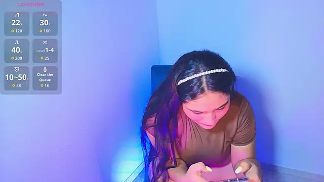 Lya dubois  online show from May 9, 2026, 4:01 pm