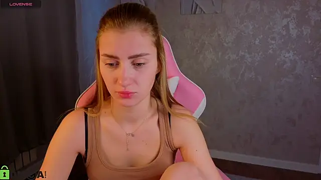 Rita Flux online show from February 17, 2026, 2:30 am