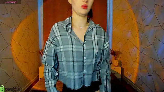 Rita Flux online show from March 10, 2026, 2:05 am