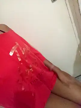 Snapshot of loveofpetitegirls34 chatting on February 9, 2026, 10:19 am loveofpetitegirls34 online show from February 9, 2026, 10:19 am