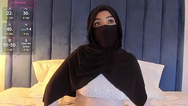 fatimarab   online show from February 4, 2026, 1:55 am