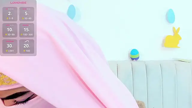 fatimarab   online show from April 8, 2026, 2:11 am