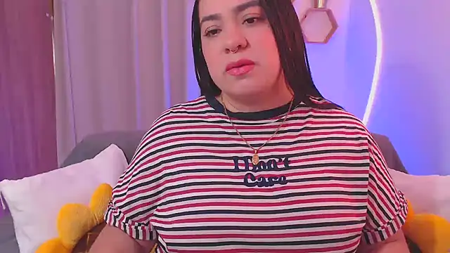 isabum  online show from March 12, 2026, 3:51 pm