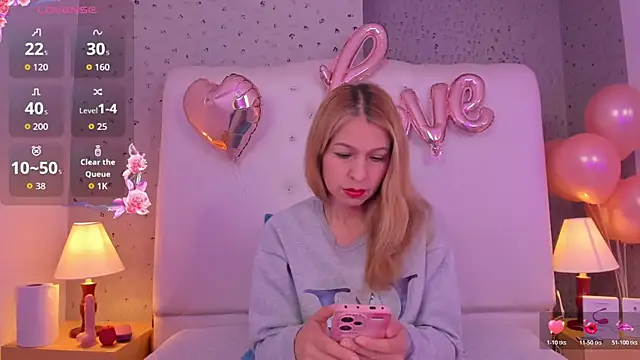 Snapshot of AlexaFoxx_ chatting on February 19, 2026, 12:56 pm AlexaFoxx online show from February 19, 2026, 12:56 pm