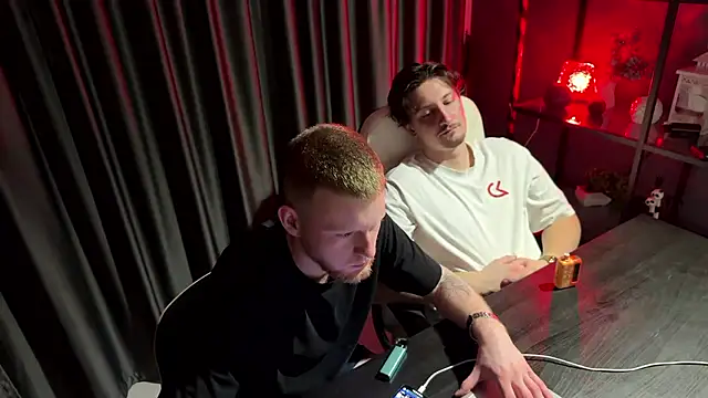 Snapshot of Adam_ice chatting on February 23, 2026, 6:16 pm Adam ice online show from February 23, 2026, 6:16 pm