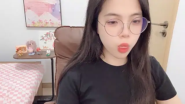 Snapshot of Dawn-2 chatting on February 27, 2026, 6:52 pm Dawn-2 online show from February 27, 2026, 6:52 pm