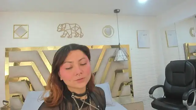 Snapshot of Goldentemptation_ chatting on April 30, 2026, 1:28 pm Goldentemptation online show from April 30, 2026, 1:28 pm